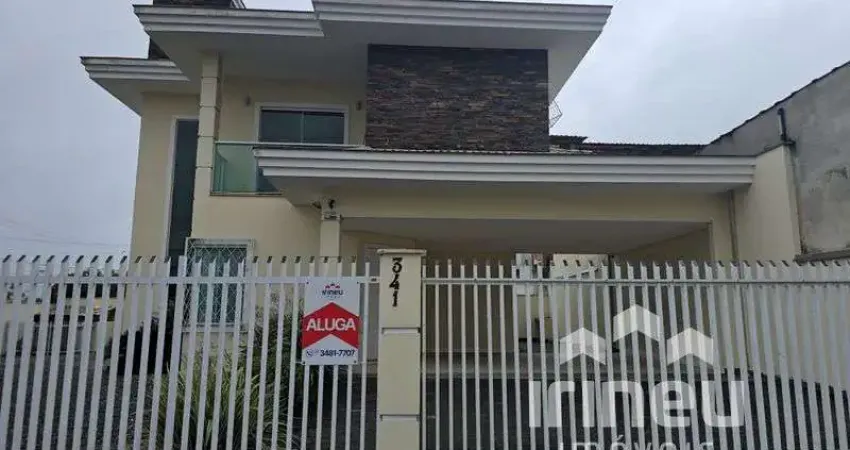 Casa com 3 quartos para alugar na LUIZ MARIO CEOLIN, 341, Jarivatuba, Joinville