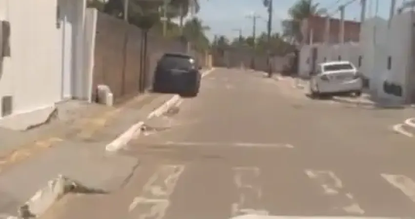 Casa com 3 quartos à venda na Rua Caraíva, Abrantes, Camaçari