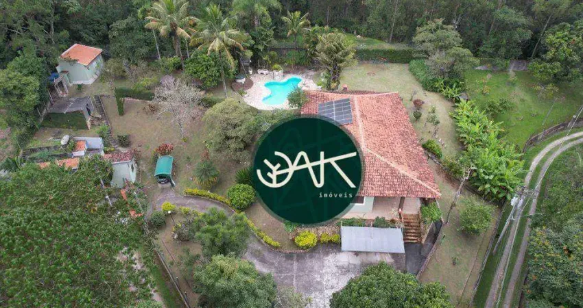 Chácara com 3 dormitórios à venda, 3500 m² por R$ 1.360.000,00 - Condomínio Lagoinha - Jacareí/SP