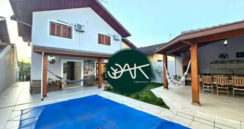Casa com 4 dormitórios à venda, 220 m² por R$ 1.650.000,00 - Urbanova - São José dos Campos/SP