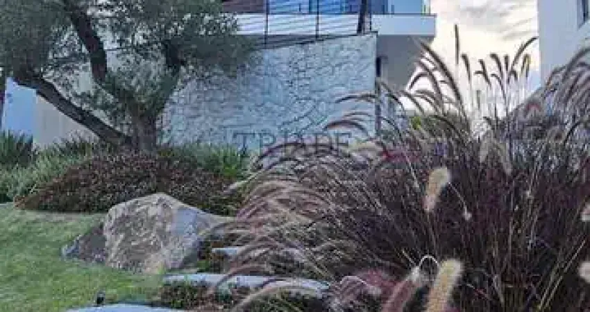 Casa com 3 quartos à venda na Nossa Senhora da Saúde, Caxias do Sul 