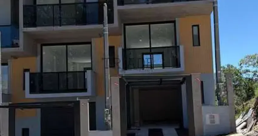 Casa com 2 quartos à venda na Vila Verde, Caxias do Sul 