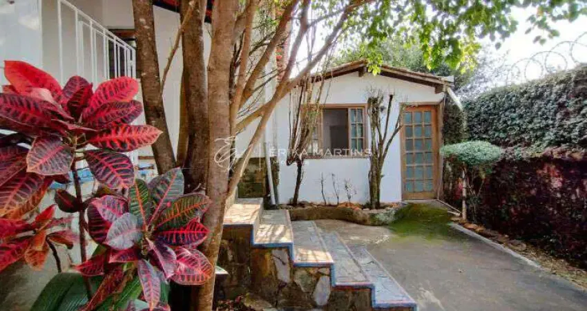 Casa colonial 2 quartos sendo 1 suíte– bairro joana d'arc –a apenas 50 metros da lagoa central