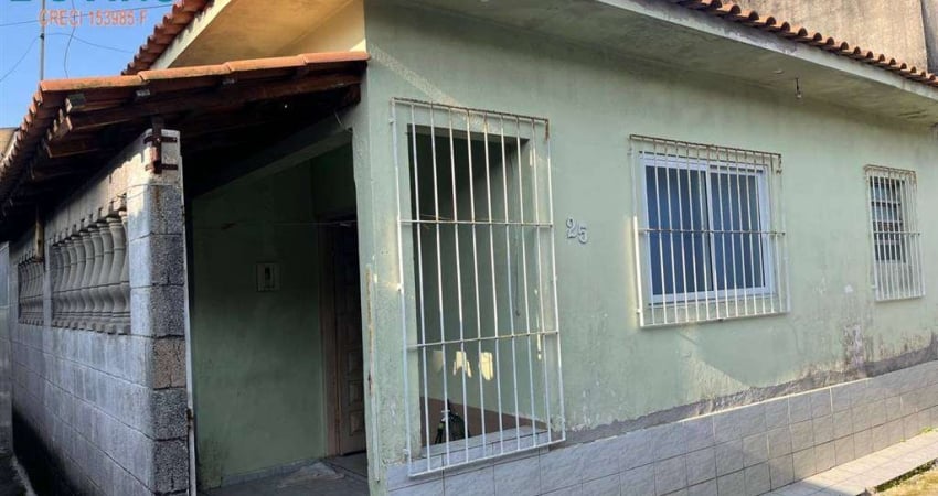 169mil a vista- Casa térrea em condominio  - vila tupi  - 1 dormitório - lado praia - aceita financiamento bancário