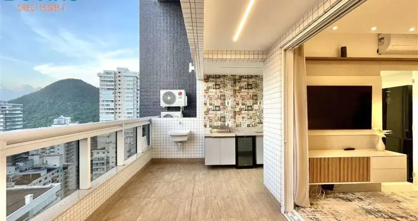 Apartamento duplex de alto luxo mobiliado no canto do forte - 2 suítes, varanda gourmet e vista livre a 100 metros do mar!