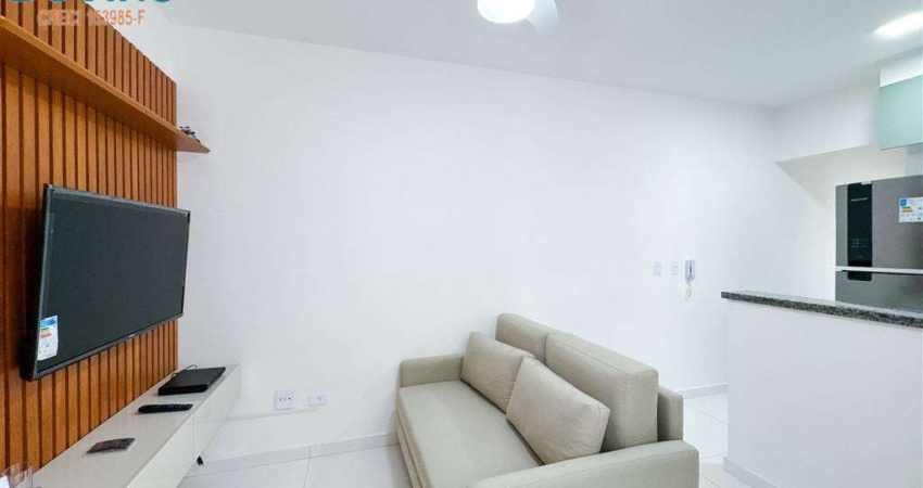 Apartamento MOBILIADO, 350mil - Praia do Canto do Forte 40m área útil, bem distribuídos em 1 dormitório com sacada, banheiro social, sala, com sacada, cozinha e possui 1 vaga PRIVATIVA.