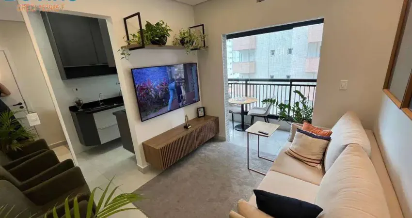 MOBILIADO LINDAMENTE COM TUDO DE PRIMEIRA LINHA APARTAMENTO NOVO VILA TUPI 2 DORMITÓRIOS 2 SACADAS LAZER ESPETACULAR 300 METROS DO MAR