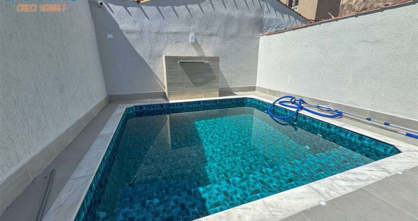 CASA MODERNA COM PISCINA E CASCATA ESPAÇO COM CHURRASQUEIRA BAIRRO CANTO DO FORTE, PRÓXIMO A  AVENIDA MARECHAL MALLET.