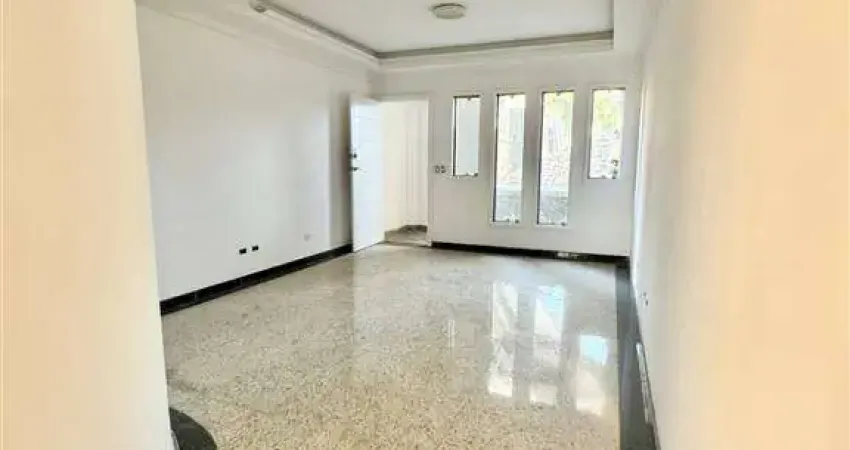 A SEGURANÇA DE UM CONDOMÍNIO FECHADO COM LAZER COMPLETO, NO CONFORTO DE UMA CASA COM 2 SUÍTES, E TUDO ISSO HÁ POUCOS METROS DA PRAIA.