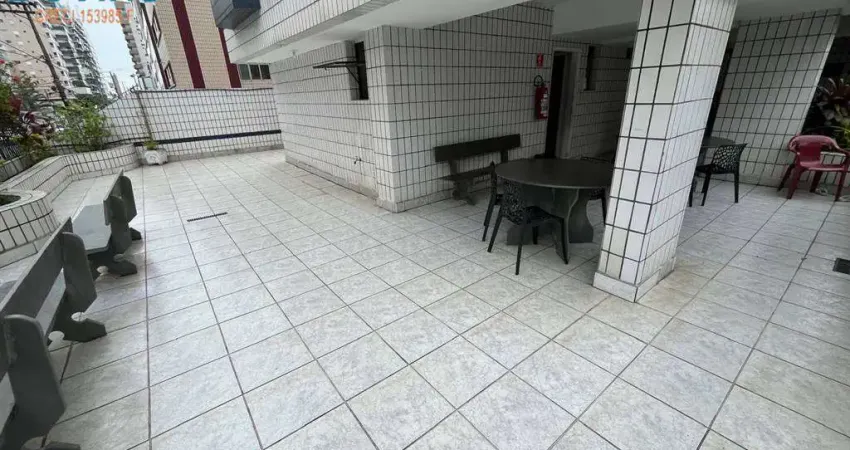 R$ 89.000,00 de entrada e saldo de r$ 200.000,00pelos bancos. total r$ 289.000,00 apartamento próximo a praia do canto do forte, 200 metros do mar, há duas quadras da praia.