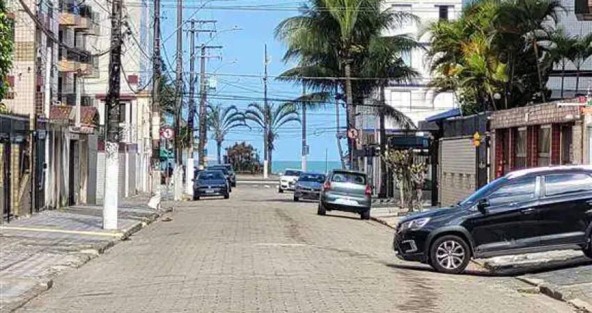 230mil Apartamento refornado todo no porcelanato 200 metros da praia da aviação