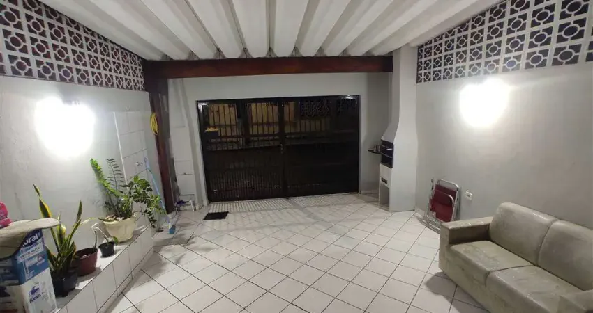 Casa com 1 quarto à venda na Rua Pilar, 481, Jardim Imperador, Praia Grande