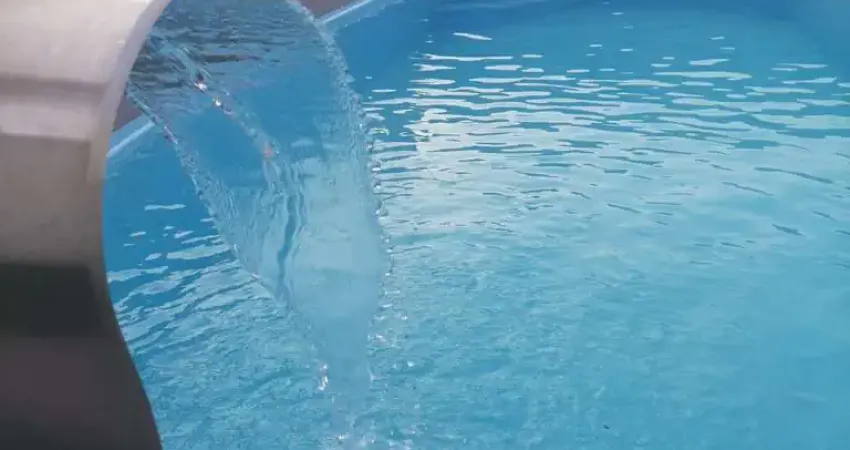 Casa com 1 quarto(s) e 2 banheiro(s) para alugar, 76 m² por r$ 6000 / mês