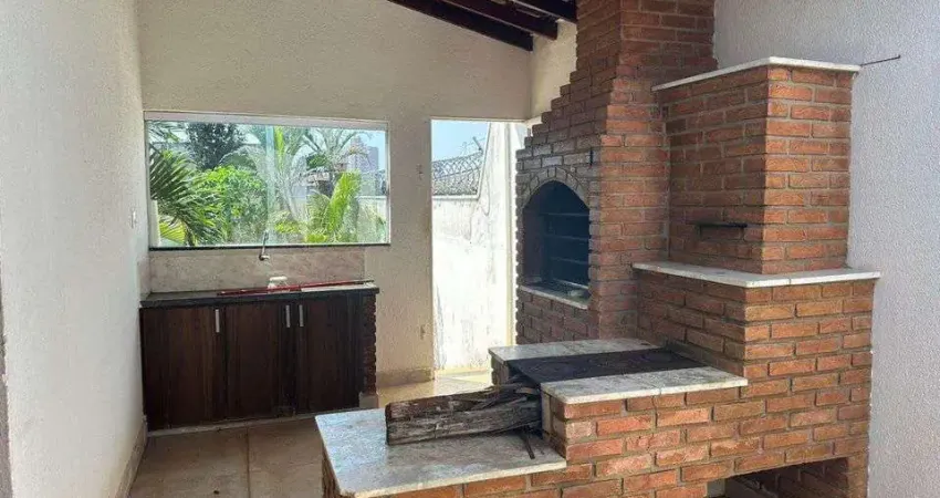 Casa com 3 Quarto(s) e 1 banheiro(s) para Alugar, 120 m² por R$ 3499 / Mês
