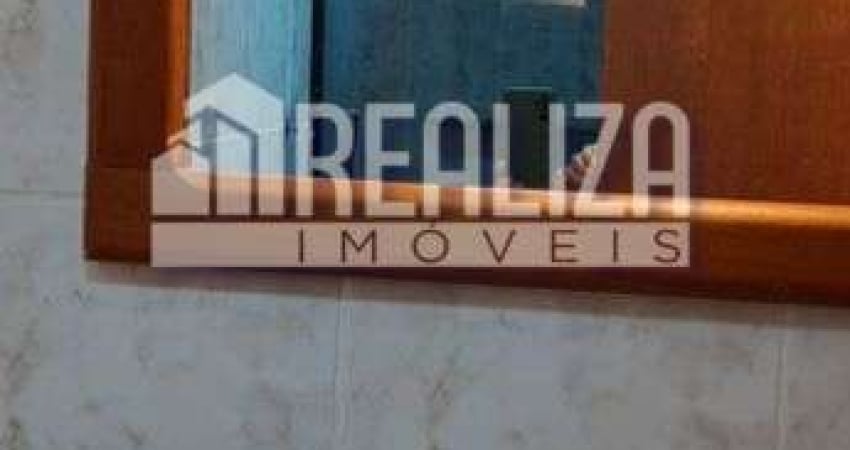 Apartamento com 3 Quarto(s) e 2 banheiro(s) para Alugar, 100 m² por R$ 1236 / Mês