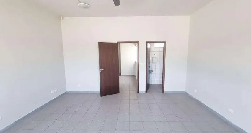Apartamento com 1 Quarto(s) e 1 banheiro(s) para Alugar, 200.00 m² por R$ 2500 / Mês