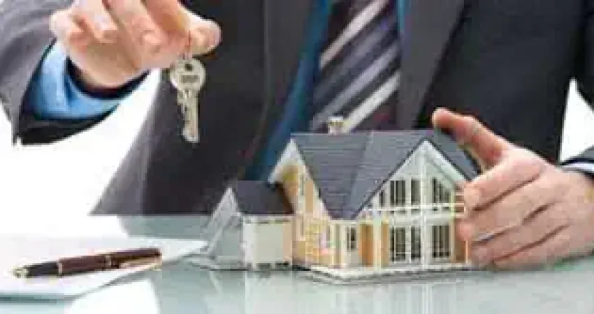 Casa com 2 Quarto(s) e 2 banheiro(s) para Alugar, 70 m² por R$ 3910 / Mês