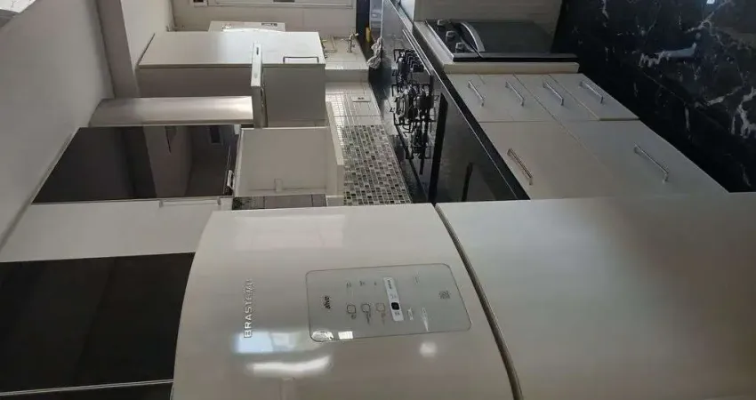 Apartamento com 2 Quarto(s) e 1 banheiro(s) para Alugar, 45 m² por R$ 2100 / Mês