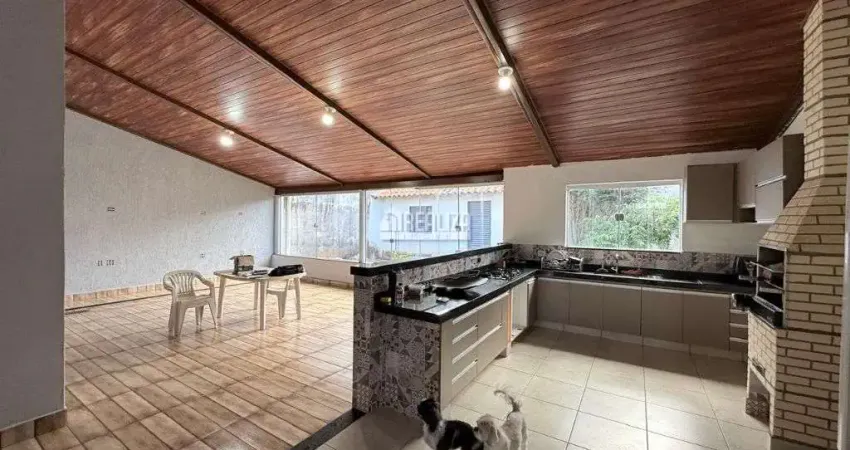 Casa com 2 Quarto(s) e 1 banheiro(s) para Alugar, 125 m² por R$ 1870 / Mês