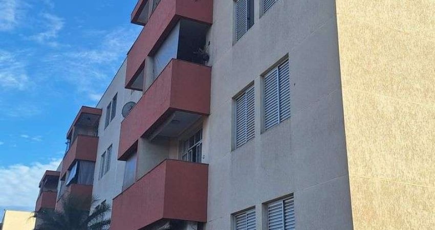 Apartamento com 3 Quarto(s) e 1 banheiro(s) para Alugar, 47 m² por R$ 1683 / Mês