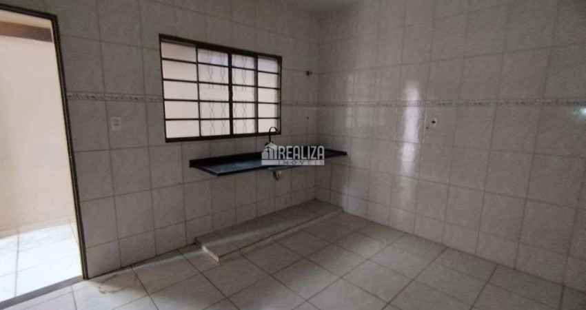 Casa com 2 Quarto(s) e 1 banheiro(s) para Alugar, 111 m² por R$ 1608 / Mês