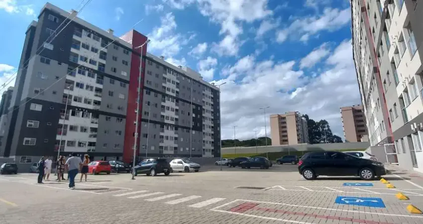 Apartamento com 2 Quarto(s) e 1 banheiro(s) para Alugar, 56 m² por R$ 1550 / Mês