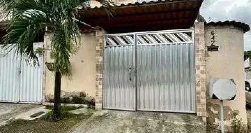 Casa com 3 Quarto(s) e 3 banheiro(s) para Alugar, 90 m² por R$ 1950 / Mês