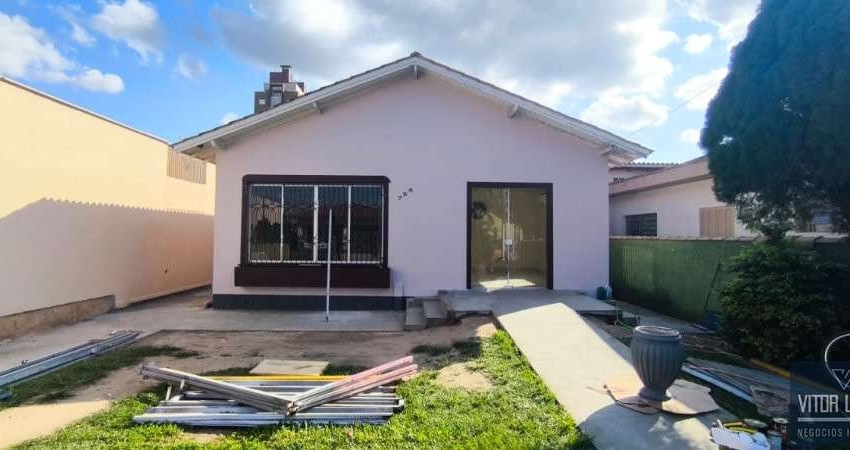 Casa com 3 Quarto(s) e 1 banheiro(s) para Alugar, 211 m² por R$ 4900 / Mês