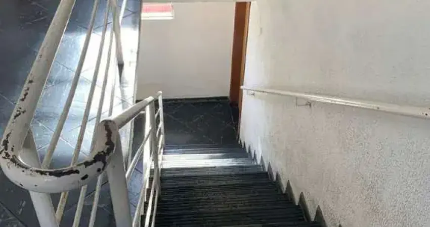 Apartamento com 2 quarto(s) e 1 banheiro(s) para alugar, 40 m² por r$ 1800 / mês