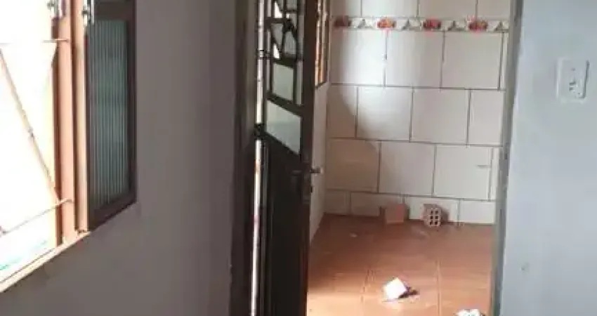 Casa com 1 quarto(s) e 1 banheiro(s) para alugar, 45 m² por r$ 960 / mês