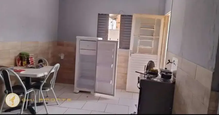 Casa com 1 quarto(s) e 1 banheiro(s) para alugar, 45 m² por r$ 660 / mês