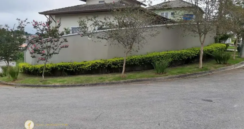 Casa com 3 quarto(s) e 2 banheiro(s) para alugar, 180 m² por r$ 4200 / mês