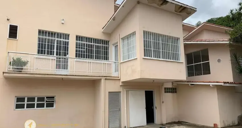 Casa com 5 quarto(s) e 5 banheiro(s) para alugar, 773 m² por r$ 21200 / mês
