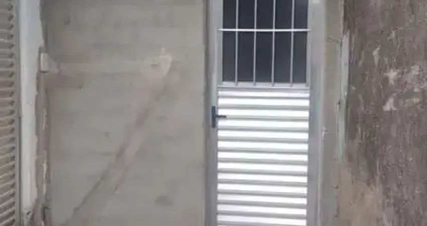 Casa com 1 quarto(s) e 1 banheiro(s) para alugar, 50 m² por r$ 1200 / mês