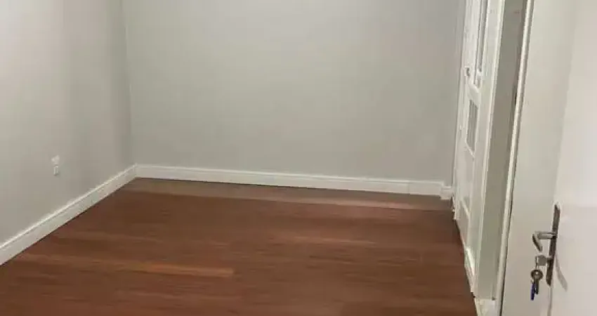 Apartamento com 1 quarto(s) e 1 banheiro(s) para alugar, 20 m² por r$ 756 / mês