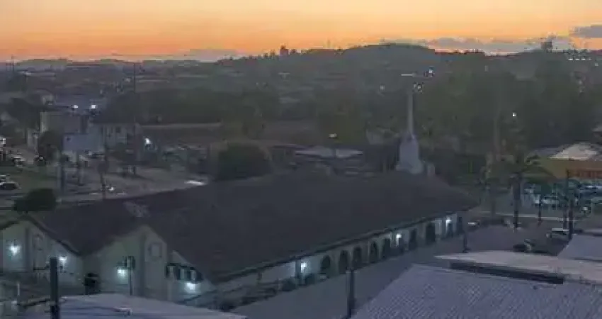 Apartamento com 2 quarto(s) e 1 banheiro(s) para alugar, 52 m² por r$ 1200 / mês