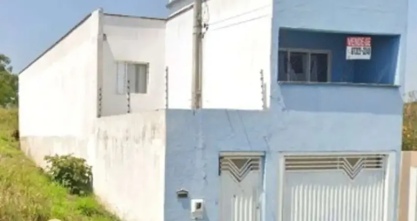 Casa com 4 quarto(s) e 3 banheiro(s) para alugar, 165 m² por r$ 2750 / mês