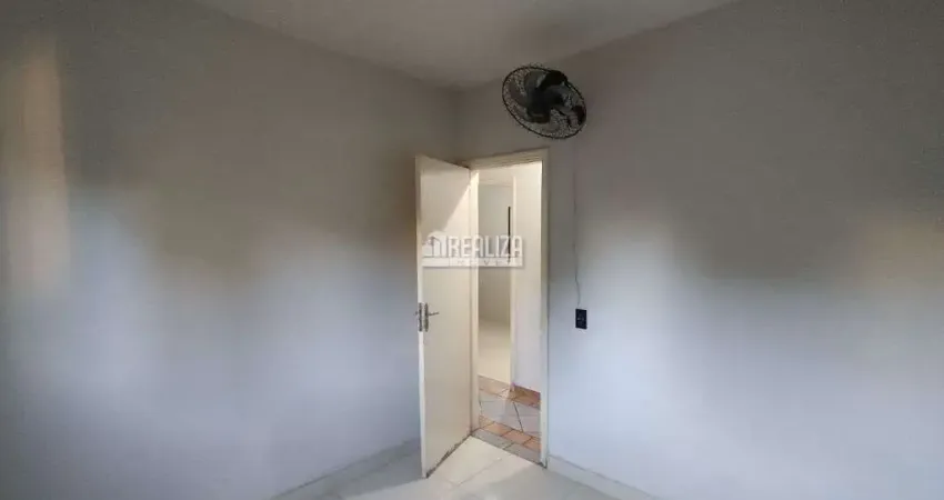 Apartamento com 3 quarto(s) e 1 banheiro(s) para alugar, 50 m² por r$ 1309 / mês