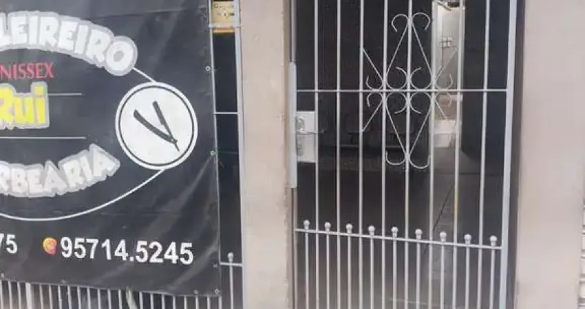 Casa com 1 quarto(s) e 1 banheiro(s) para alugar, 48 m² por r$ 950 / mês