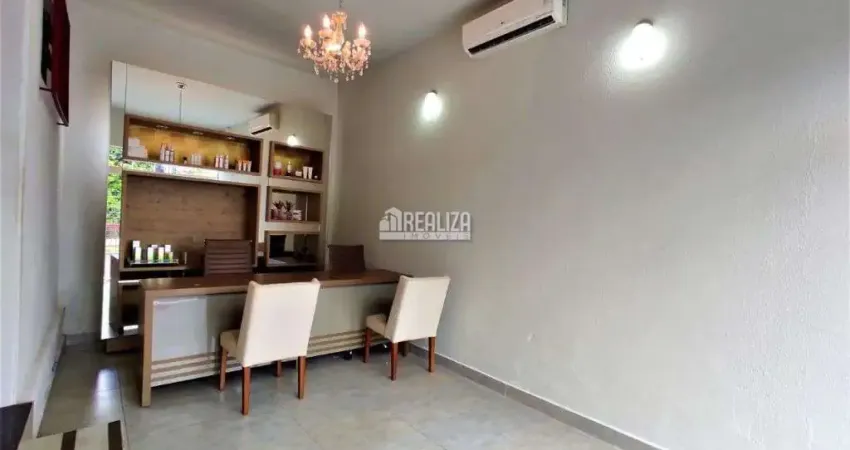 Casa com 1 quarto(s) e 3 banheiro(s) para alugar, 126 m² por r$ 3210 / mês