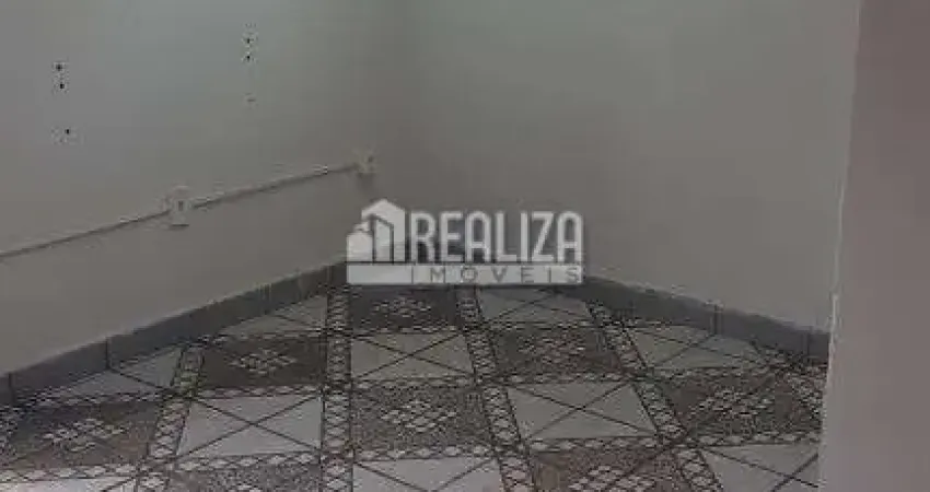 Casa com 1 quarto(s) e 1 banheiro(s) para alugar, 10 m² por r$ 625 / mês