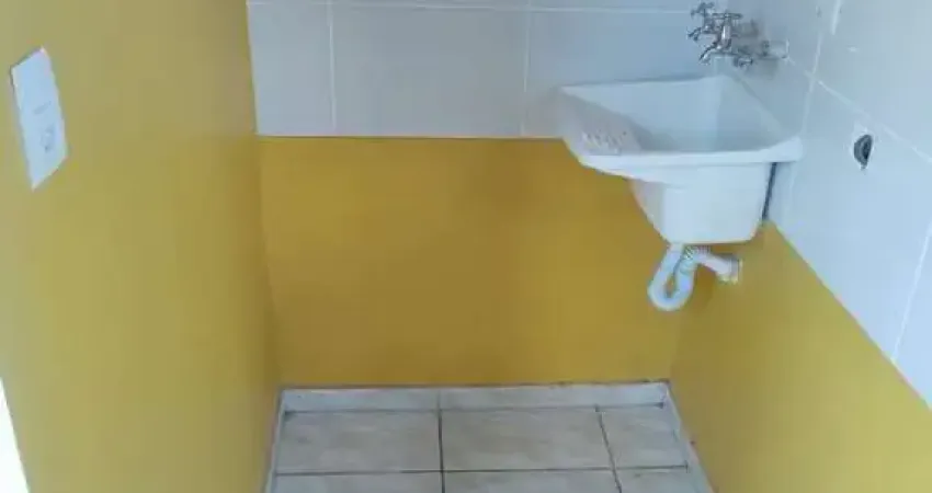 Casa com 1 quarto(s) e 1 banheiro(s) para alugar, 40 m² por r$ 890 / mês