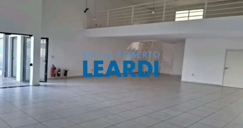 Casa com 1 quarto(s) e 2 banheiro(s) para alugar, 120 m² por r$ 4500 / mês