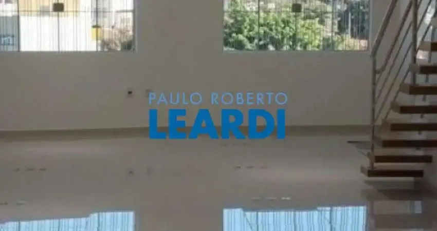 Casa com 1 quarto(s) e 6 banheiro(s) para alugar, 700 m² por r$ 19500 / mês