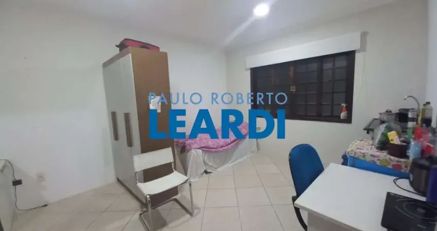 Apartamento com 1 quarto(s) e 1 banheiro(s) para alugar, 30 m² por r$ 1250 / mês