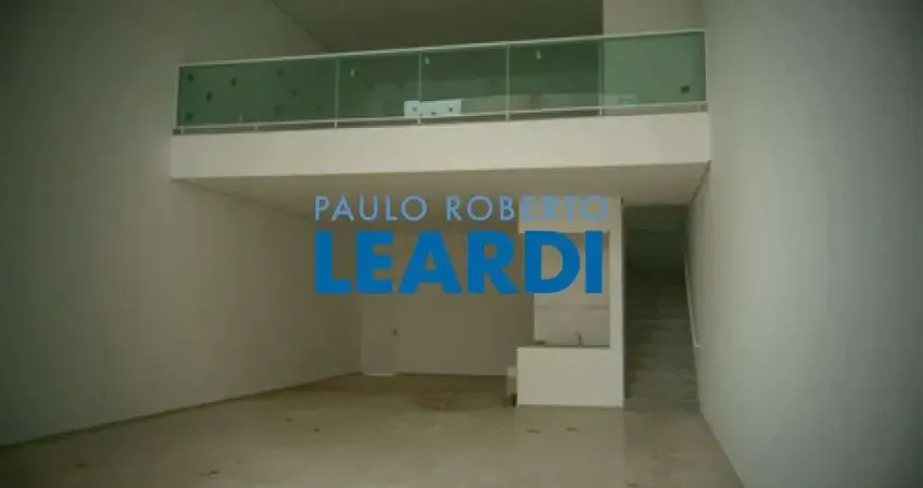 Casa com 1 quarto(s) e 1 banheiro(s) para alugar, 200 m² por r$ 7000 / mês