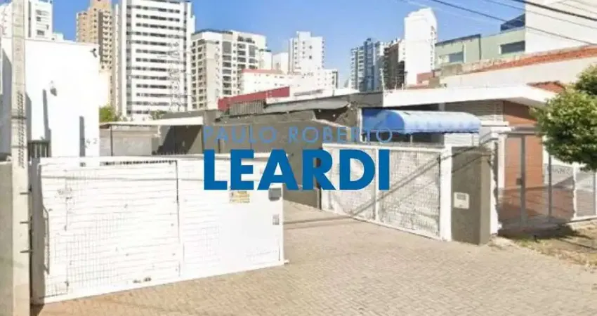 Casa com 1 quarto(s) e 2 banheiro(s) para alugar, 260 m² por r$ 2250 / mês