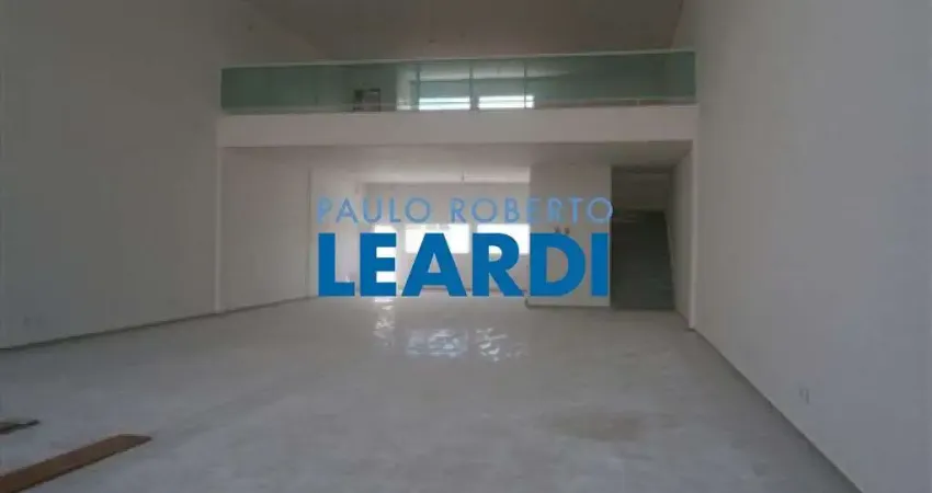 Casa com 1 quarto(s) e 1 banheiro(s) para alugar, 350 m² por r$ 12000 / mês