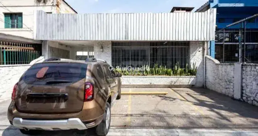 Casa com 6 quarto(s) e 4 banheiro(s) para alugar, 450 m² por r$ 7000 / mês