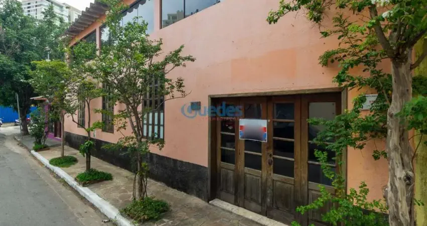 Casa com 1 quarto(s) e 1 banheiro(s) para alugar, 250 m² por r$ 6000 / mês